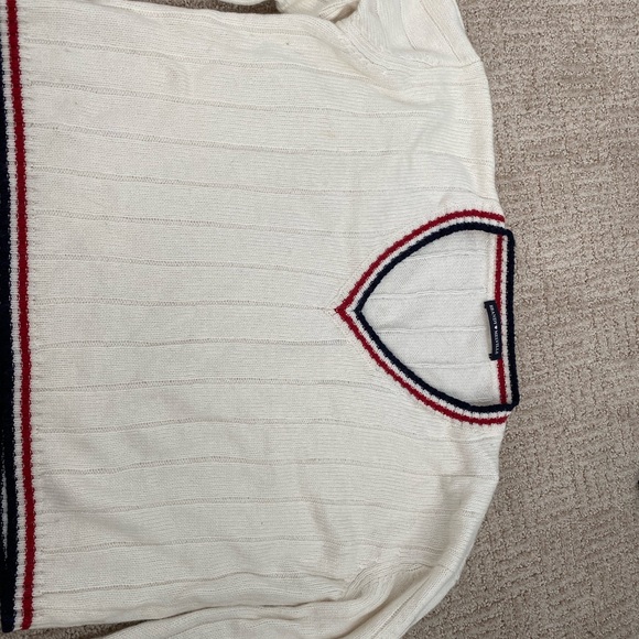 Brandy Melville cropped sweater - Picture 1 of 2